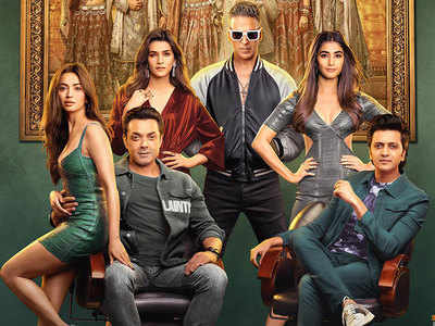 Housefull 4' full movie box office collection Week 5: The Akshay Kumar  starrer sees a 75% drop in collections on fifth Friday | - Times of India