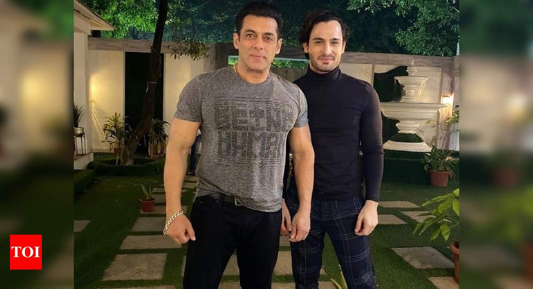 Bigg Boss 13 Asim Riaz s brother is all praise for Salman says he