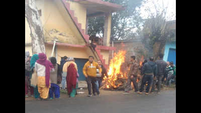 Himachal Pradesh: Parents cremate woman outside her in-laws' house