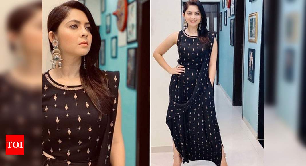 Photo Alert! Sonalee Kulkarni is a pretty vision in black as she kick-starts promotions for Vicky Velingkar Marathi Movie News