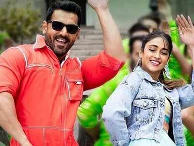 'Pagalpanti' box office collection day 3: John Abraham and Ileana D'Cruz's multi-starrer collects Rs 8.25 crore