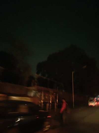 no lights on street poles - Times of India