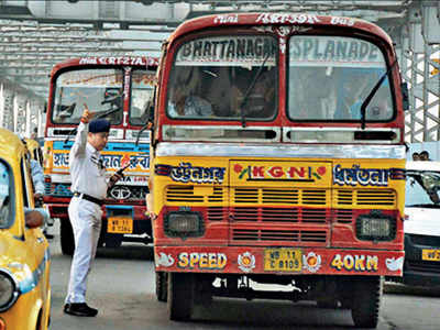 howrah bus bridge kolkata accident charge culpable homicide violation fines introduced lane spot already police