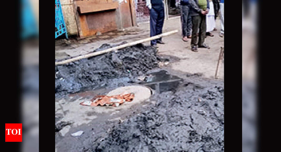 Delhi Second worker dies after inhaling toxic gas in sewer Delhi News Times of India