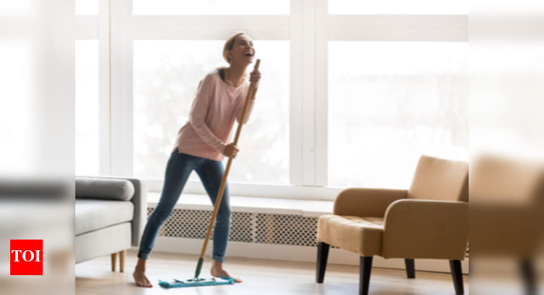 Things clean freaks won't admit they actually do - Times of India