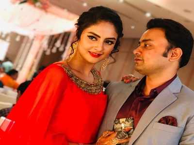 Sairity Banerjee and Rohit Jha celebrate their 5th wedding anniversary
