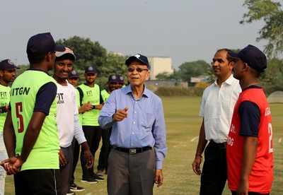 IIT-Gn hosted a cricket tournament for the support staff
