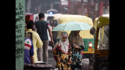 Rain, hail and winds turn NCR air ‘safe’ after 27 days