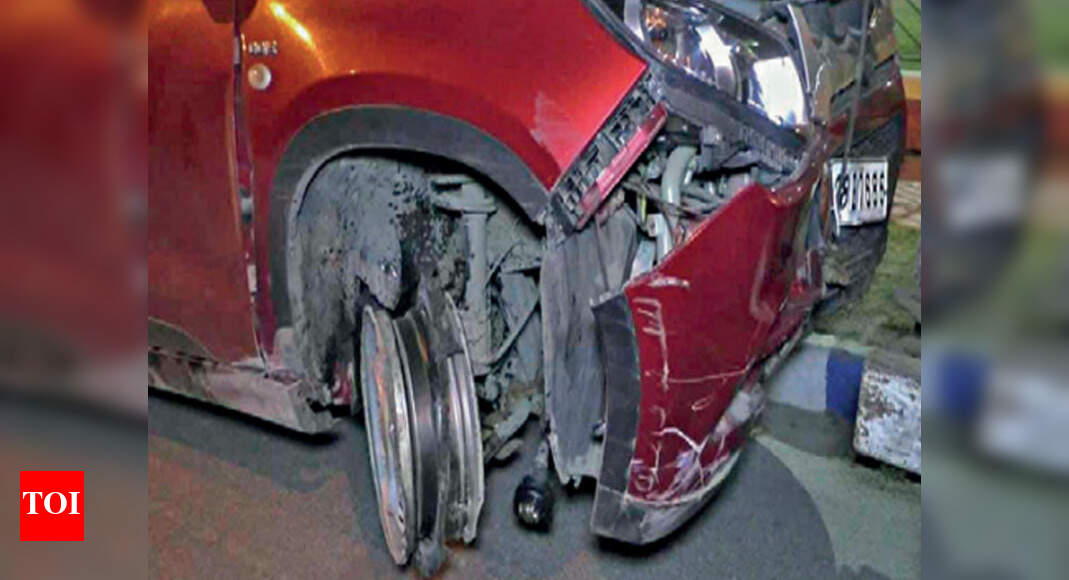 New Town crash: Younger sister dies of injuries | Kolkata News - Times ...