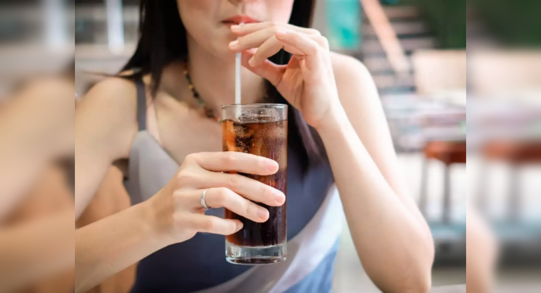 Why Women Prefer To Drink At Home Times Of India