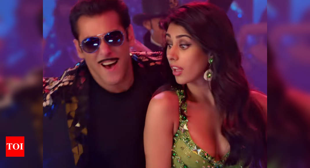 Fans Go Crazy As Salman Khan Shares Teaser Of Dabangg 3 Song Munna Badnaam Hua Term It As 