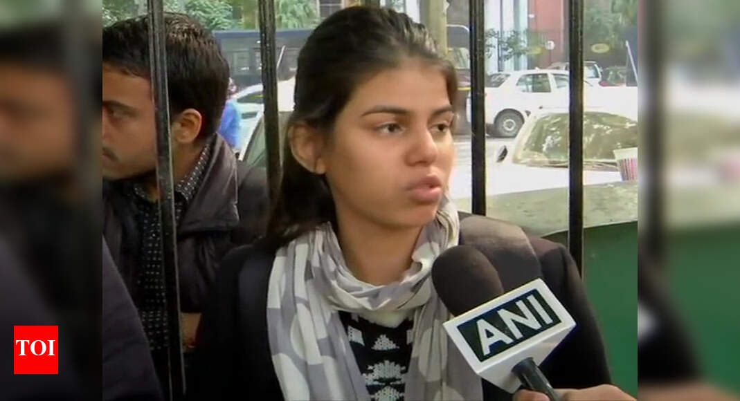 DCW issues notice to Delhi Police for 'misbehaviour' with woman ...