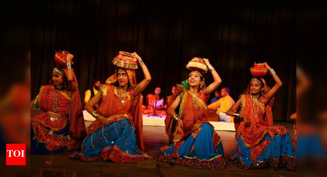 tribal: Nimadi folk songs and Bhariya dance for the citizens | Events ...