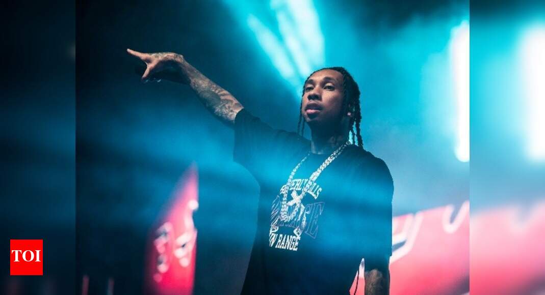 Tyga enthralls in his debut gig in the city - Times of India