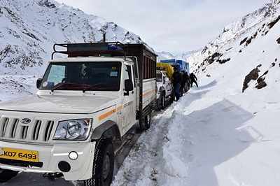 Leh Ladakh temperature today: Leh freezes at minus 14.4 as cold ...