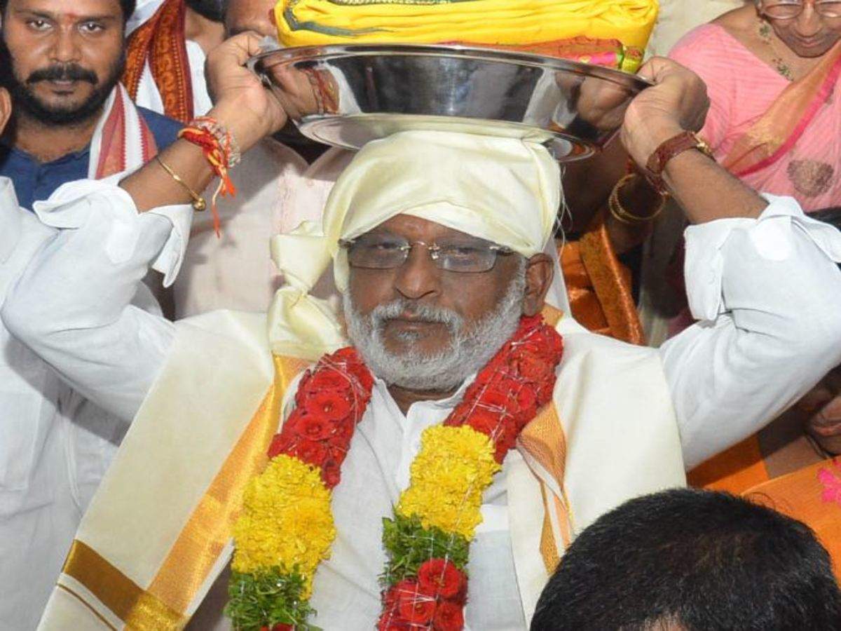 TTD chairman hits out against TDP | Vijayawada News - Times of India