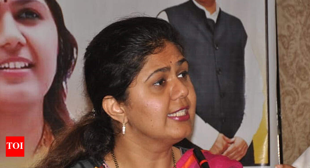 Pankaja Munde not quitting BJP: Maha party chief