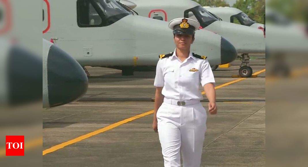 First Woman Indian Pilot: Bihar Girl Shivangi Becomes First Woman Pilot ...