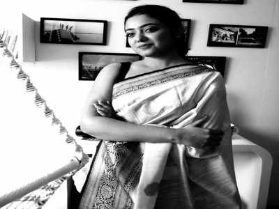‘Hiralal’ fame Anuska Chakraborty shines in ‘Katti Nrittam’