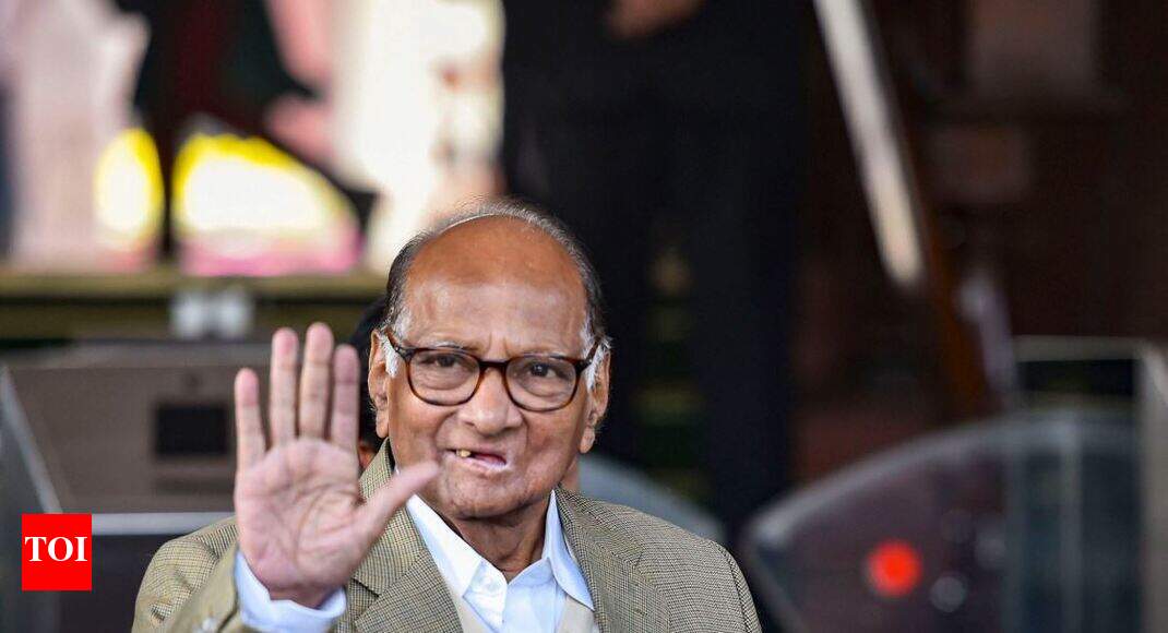 PM offered to work together, but I refused: Pawar