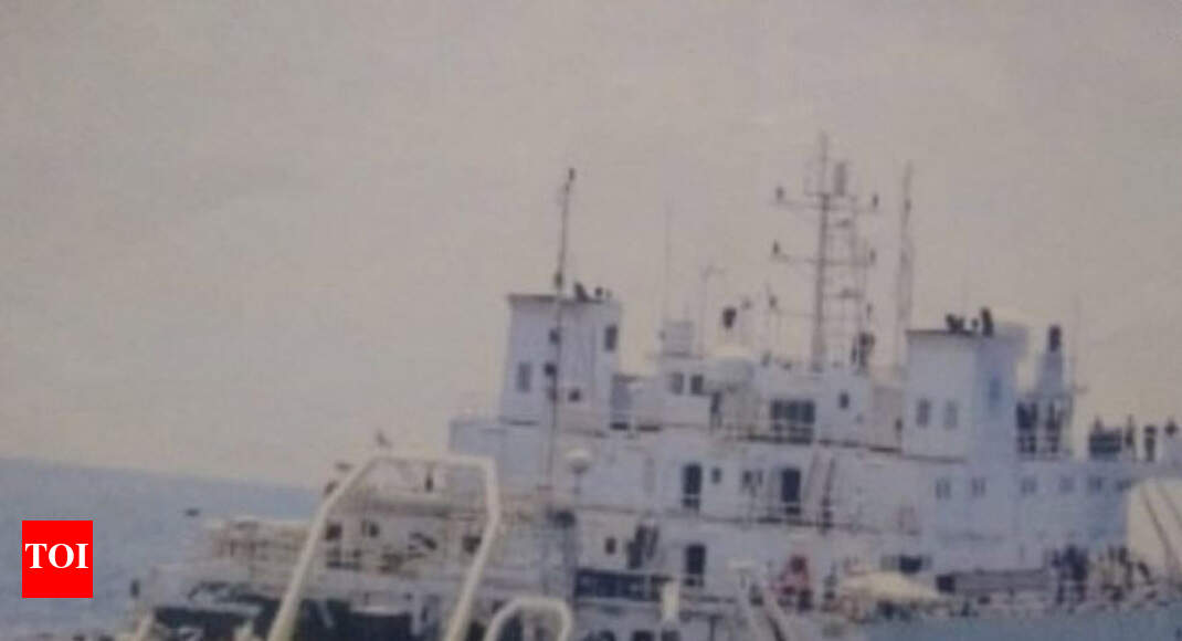 Andaman: Navy warships chase away Chinese vessel