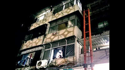 Mumbai Metro to pay Mahim building residents rent for alternative homes