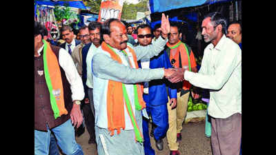 BJP on campaign blitz as battle reaches CM's turf
