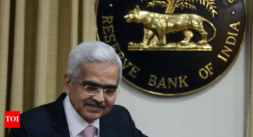 RBI cuts growth forecast, keeps key rate unchanged