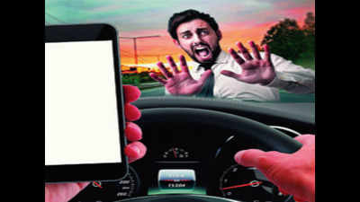 Kochi: Bus driver faces action for talking on phone while driving
