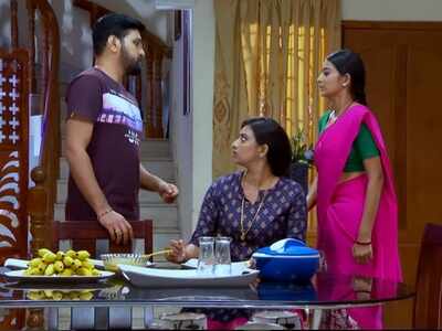 Neelakkuyil written update, December 5: Adhi defends Kasthoori