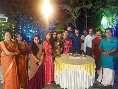 Kabani completes 200 episodes, team enjoys a celebratory mood
