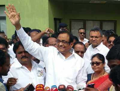 Indian economy is in bad shape, world knows govt is run by incompetent managers: Chidambaram