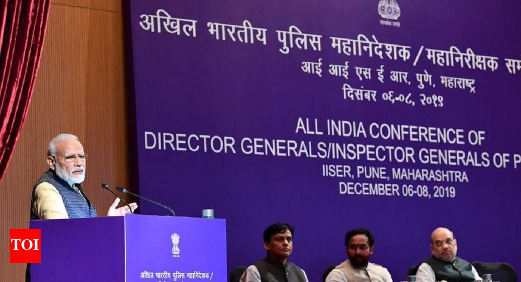 Police must make women feel safe: PM Modi