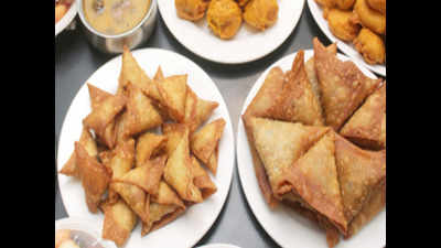 Onion samosas go off plates in Hyderabad eateries as prices soar