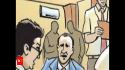 Rs 38 lakh seized from Muzaffarpur sub-registrar's home, office