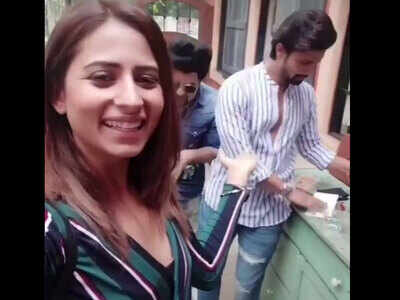 Video: Sargun Mehta's funny video on hubby Ravi Dubey's debut song will leave you in splits | Punjabi Movie News - Times of India Video: Sargun Mehta's funny video on hubby Ravi Dubey's debut song will leave you in splits | Punjabi Movie News - Times of India