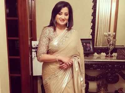 Sumalatha Ambareesh marks her Sandalwood comeback with 'India vs England'