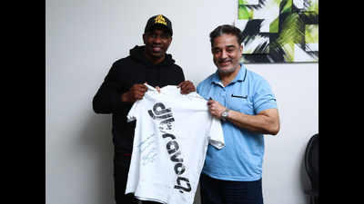 Dwayne Bravo meets Kamal Haasan in Chennai