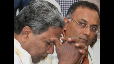 No need for Karnataka Congress leaders to resign, says UT Khader