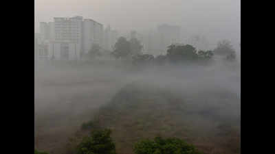 Traffic gives Pune hazy mornings, shallow fog only around Sunday