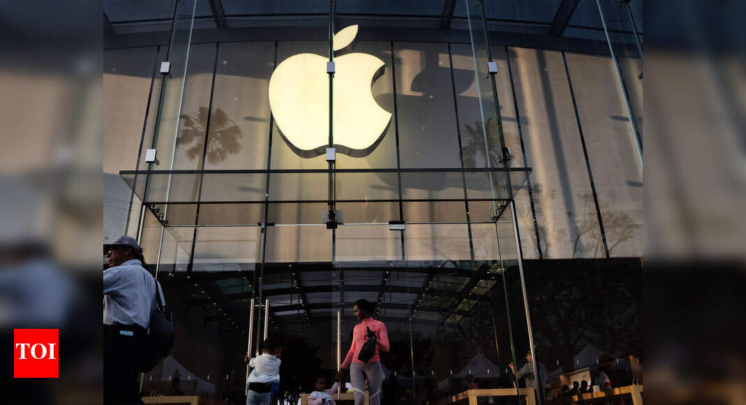 Apple Legal Security Researcher Apple accused of using legal power to