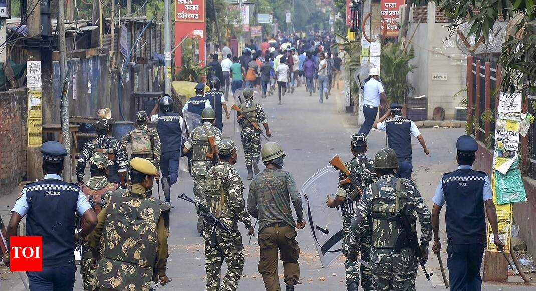 Assam: Mobile internet suspended for another 48 hrs in 10 districts