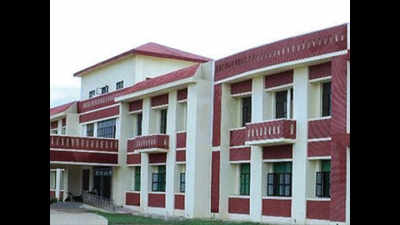 Banaras Hindu University to erase Rajiv Gandhi’s name from south campus
