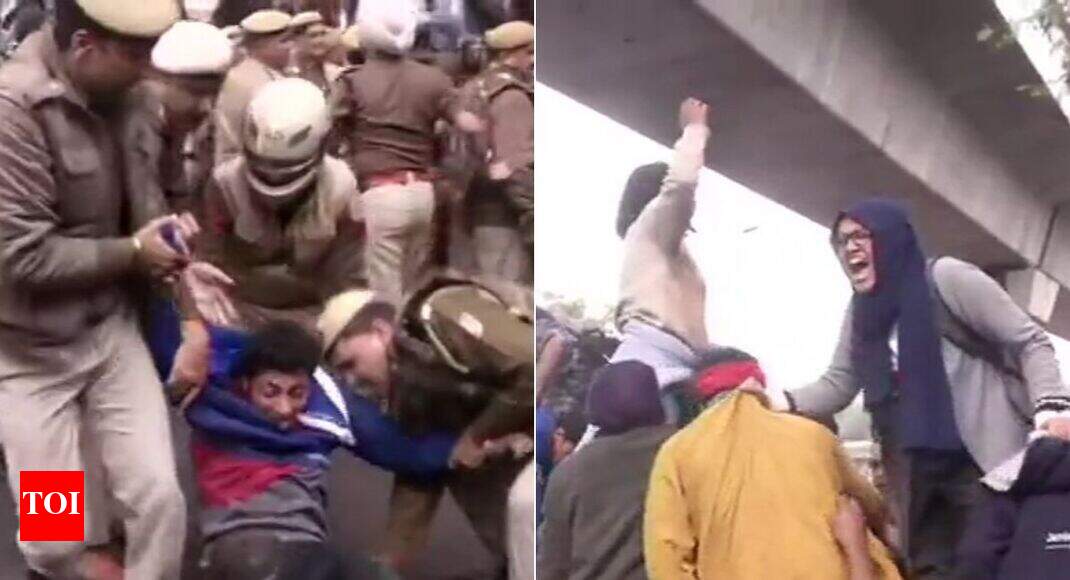 CAB protest by Jamia students turns violent
