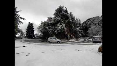 Heavy snow cover in hills of Uttarakhand
