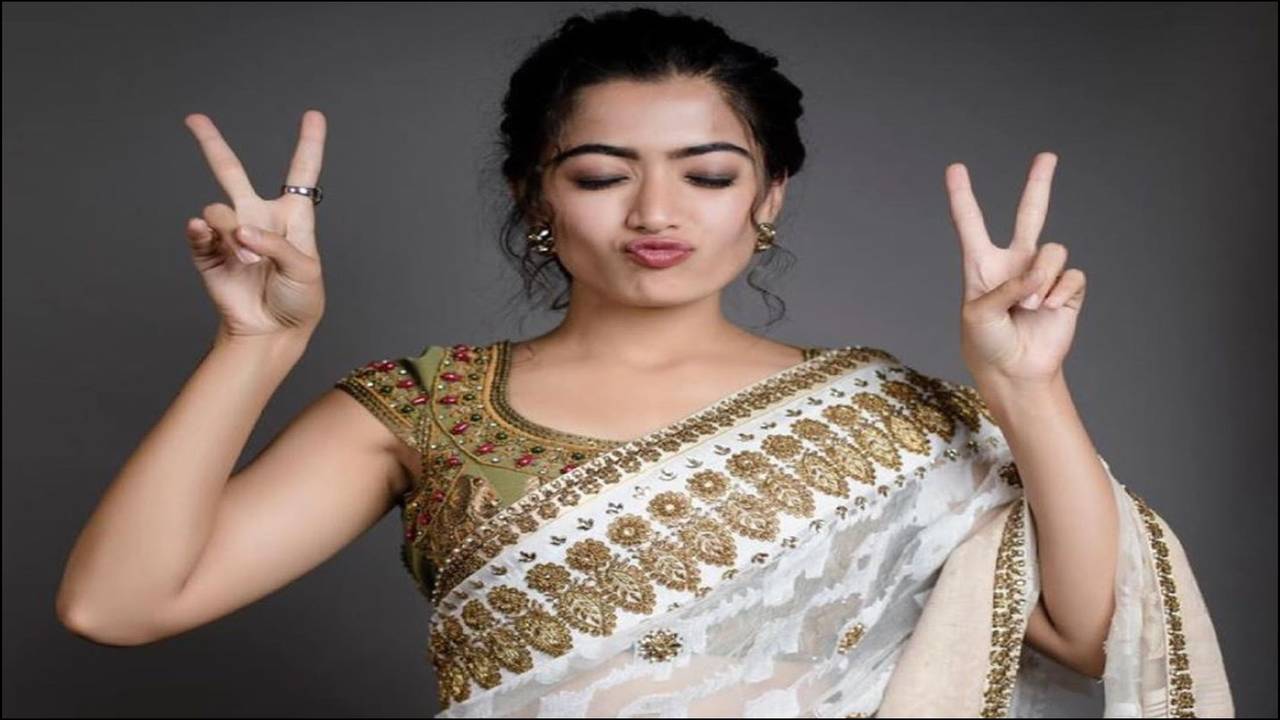 Video Alert! Rashmika Mandanna shakes her leg on TikTok to Sarileru  Neekevvaru song | Telugu Movie News - Times of India