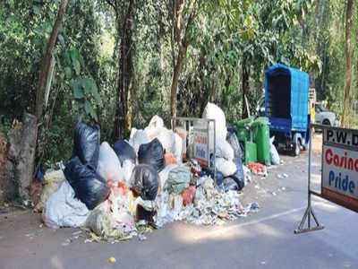 After extended Old Goa fair, waste dots heritage site | Goa News ...