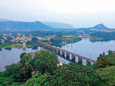 Tamil Nadu Mettur At Full Capacity For Over 50 Days Farmers Elated Chennai News Times Of India