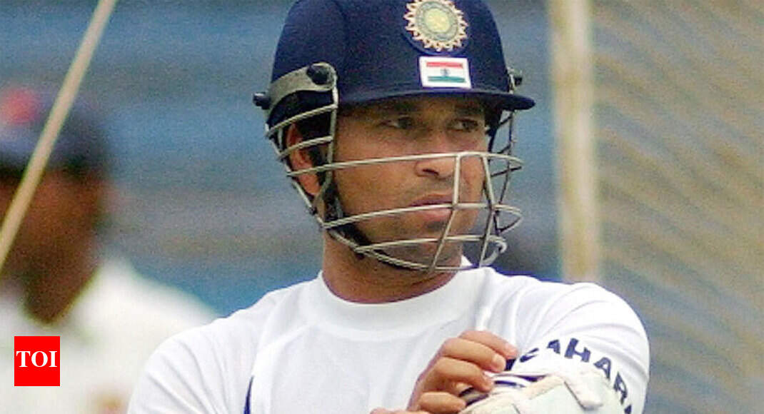 Sachin Tendulkar searching for waiter who gave him advice - Times of India