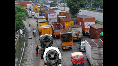 Trucks can’t enter Gurugram up to 10.30pm on Monday , Friday